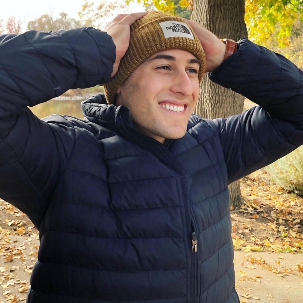 Must Have North Face Salty Dog Beanie - Picture 2 of 7
